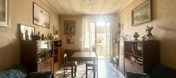 2 bedrooms Apartment in Turin, Italy No. 272024 6