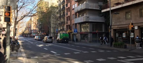 Коммерческая недвижимость 1000м² в Сантс-Монтжуик, Испания № 83405 5