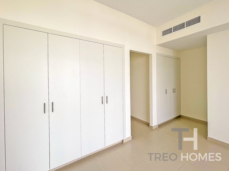 3 Schlafzimmer Stadthaus in Town Square, UAE, Nr. 95685