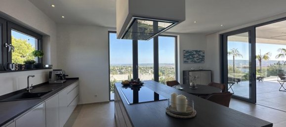 4 Schlafzimmer Villa in Nova Santa Ponsa, Spain, Nr. 14107 3