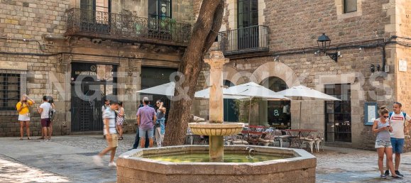 155m² Commercial property in Ciutat Vella, Spain No. 151420 5