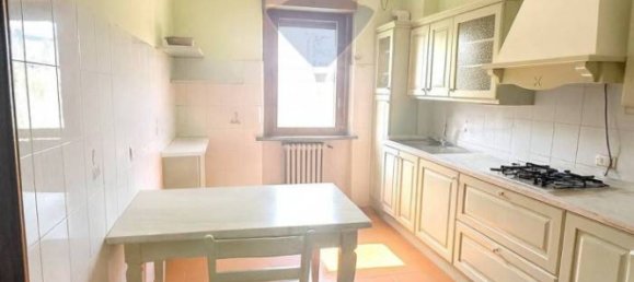 4 Schlafzimmer Villa in Caltignaga, Italy, Nr. 265002 11