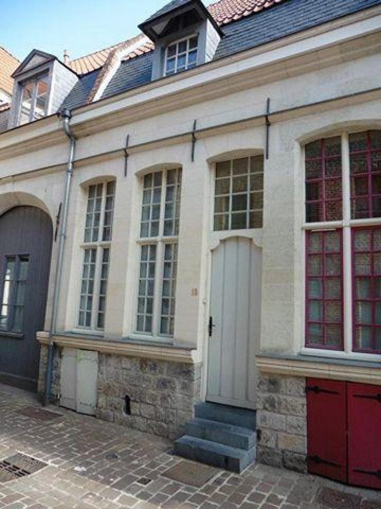 Casa de 2 dormitorios en Valenciennes, France No. 27300