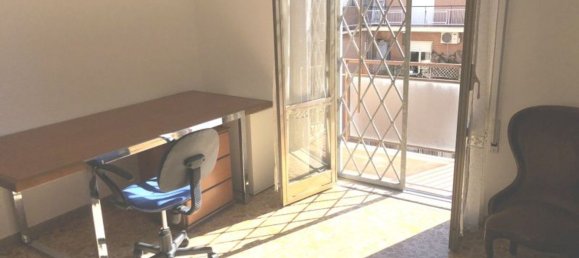 4 rooms Apartment in Rome, Italy No. 32616 14