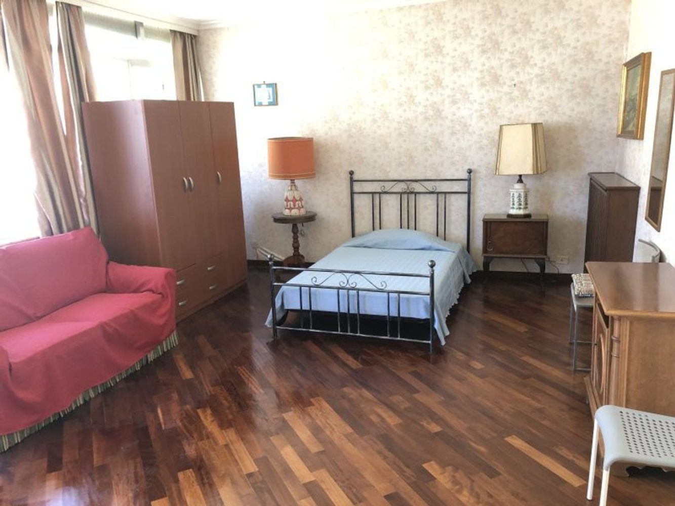 4 rooms Apartment in Rome, Italy No. 32616