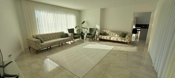 Дом с 4 спальнями в Роморантен-Лантене, Франция № 154025 3