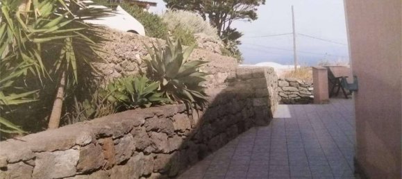 5 rooms Building in Pantelleria, Italy No. 116160 3