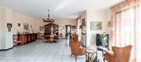 5-Zimmer Villa in Caselle Lurani, Italy, Nr. 166184 2