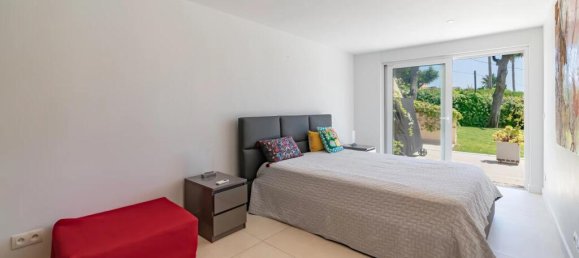 4 bedrooms Villa in Cannes, France No. 288478 13