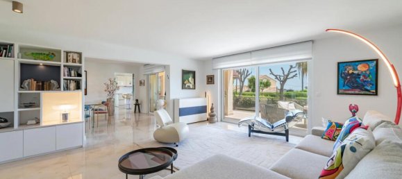 4 bedrooms Villa in Cannes, France No. 288478 5