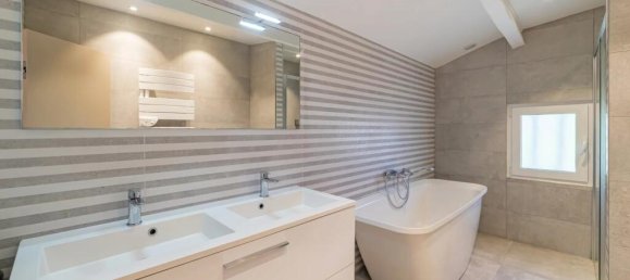 4 bedrooms Villa in Cannes, France No. 288478 14