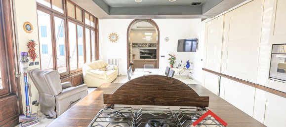 5 Schlafzimmer Wohnung in Genoa, Italy, Nr. 342206 18