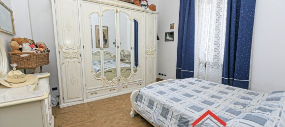 5 Schlafzimmer Wohnung in Genoa, Italy, Nr. 342206 25