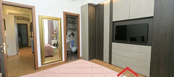 5 Schlafzimmer Wohnung in Genoa, Italy, Nr. 342206 24