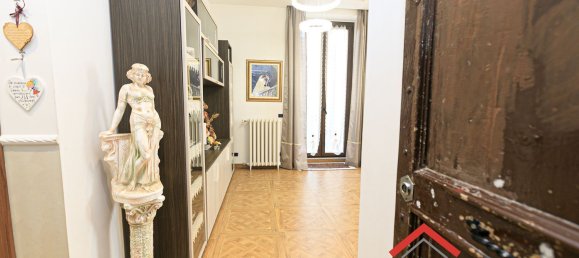 5 Schlafzimmer Wohnung in Genoa, Italy, Nr. 342206 2