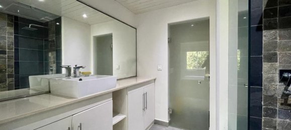 3 bedrooms Apartment in Riviere du Rempart, Mauritius No. 109 8