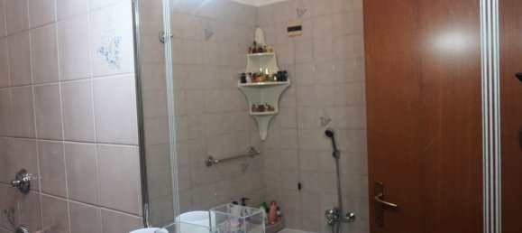 4 bedrooms Apartment in Rome, Italy No. 321598 27
