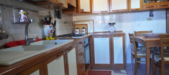 4 bedrooms Apartment in Rome, Italy No. 321598 21