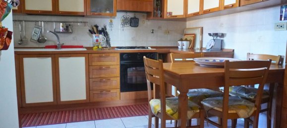 4 bedrooms Apartment in Rome, Italy No. 321598 20