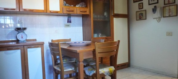 4 bedrooms Apartment in Rome, Italy No. 321598 23