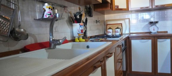 4 bedrooms Apartment in Rome, Italy No. 321598 22