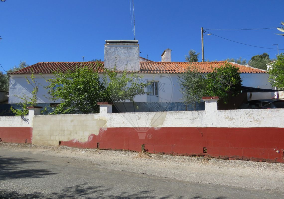 Casa de 3 dormitorios en Borba, Portugal No. 25276