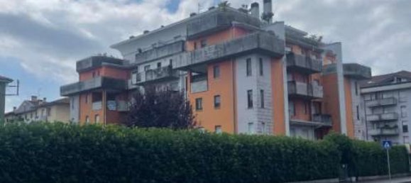 5 rooms Apartment in Dalmine, Italy No. 295721 7
