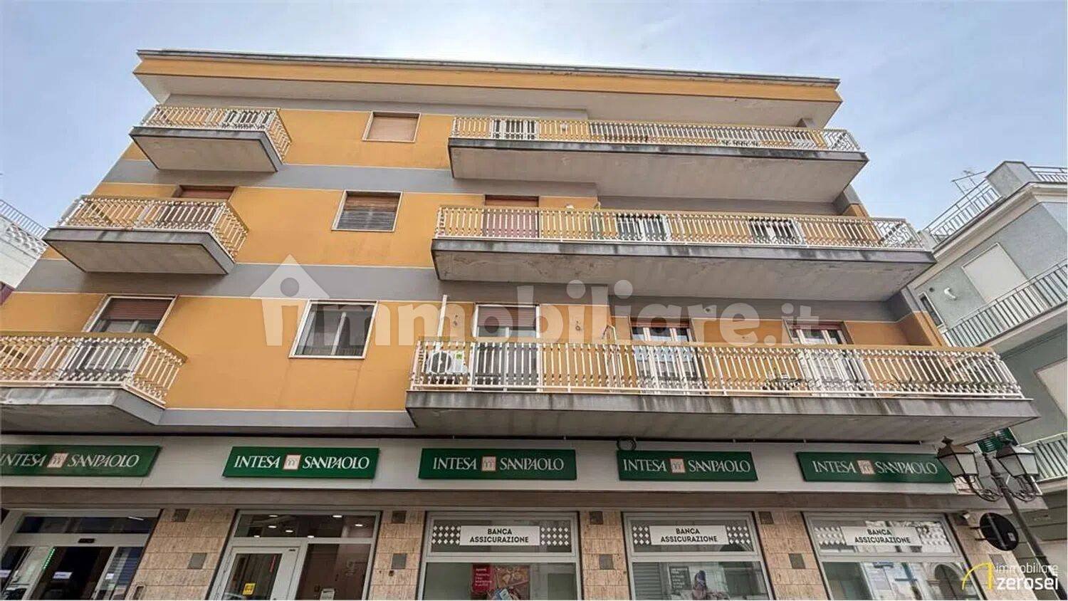 3 chambres Appartement à Noicattaro, Italy No. 102710