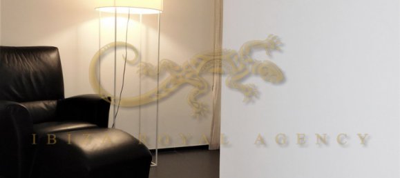 2 bedrooms Penthouse in Talamanca, Spain No. 875 25