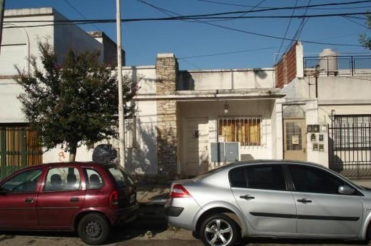 6 bedrooms Apartment in Bermudez, Argentina No. 477