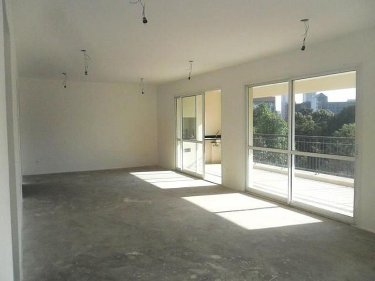 4 bedrooms Apartment in Sao Paulo, Brazil No. 433537