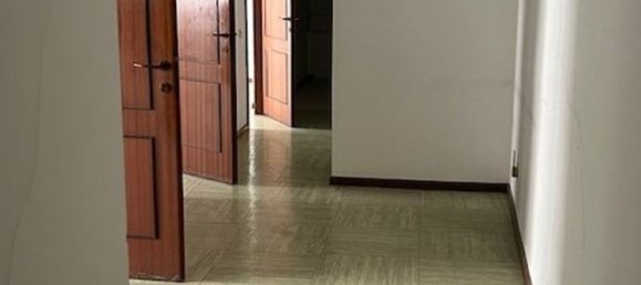 6 rooms Apartment in Valdagno, Italy No. 270281 11