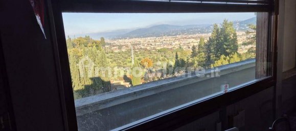 3 bedrooms Apartment in Florence, Italy No. 233125 13