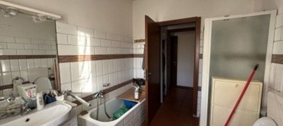 7-salle Appartement à Asigliano Vercellese, Italy No. 13378 8