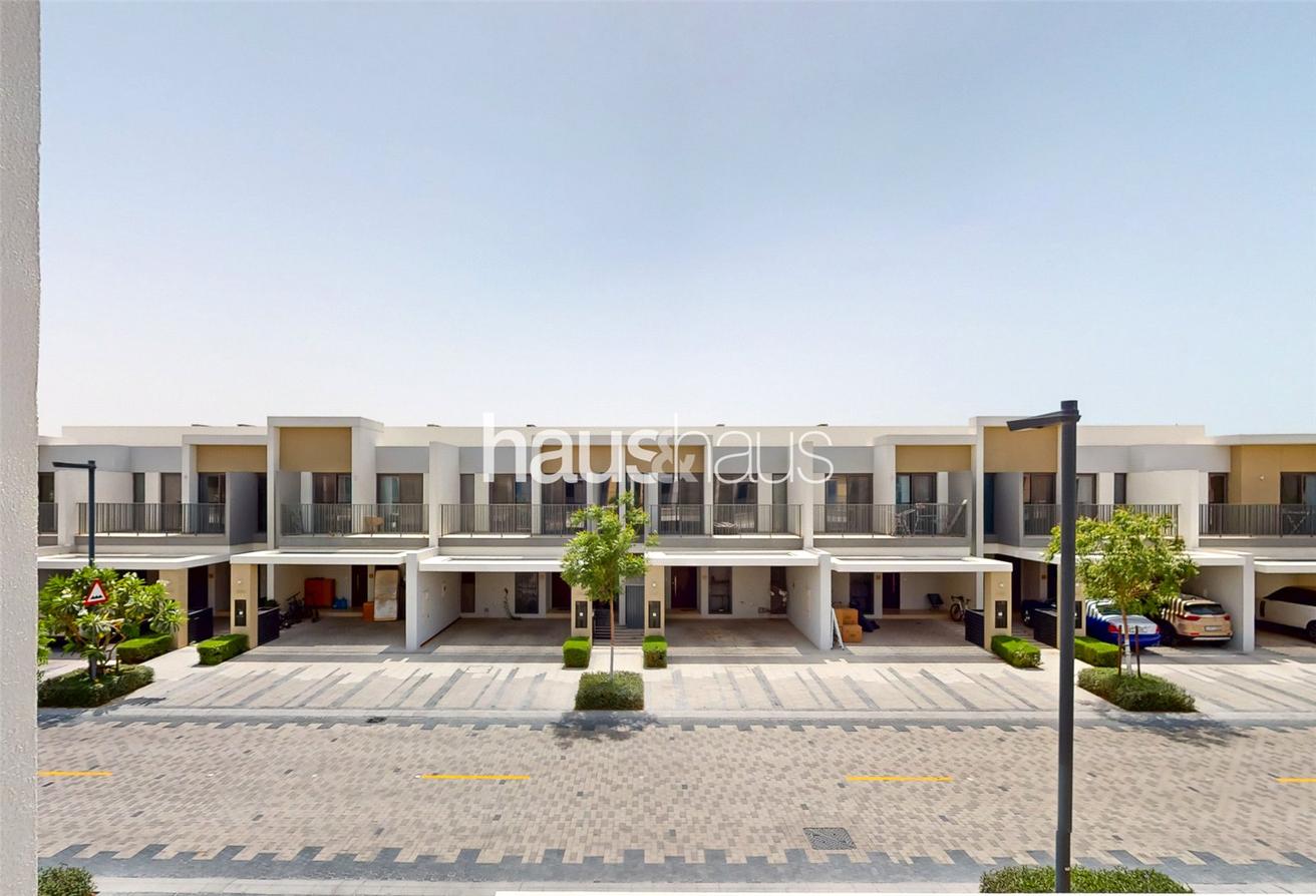 3 bedrooms Townhouse in Tilal Al Ghaf, UAE No. 98859