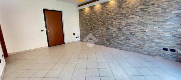 2 bedrooms Apartment in Villa Cortese, Italy No. 340638 5