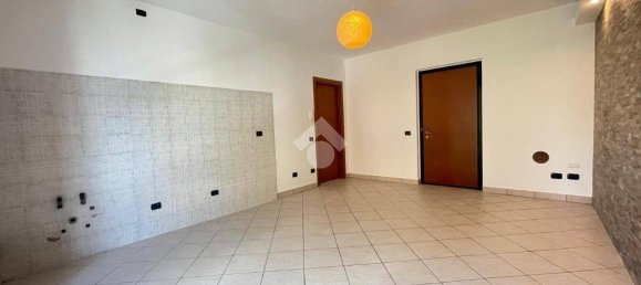 2 bedrooms Apartment in Villa Cortese, Italy No. 340638 8