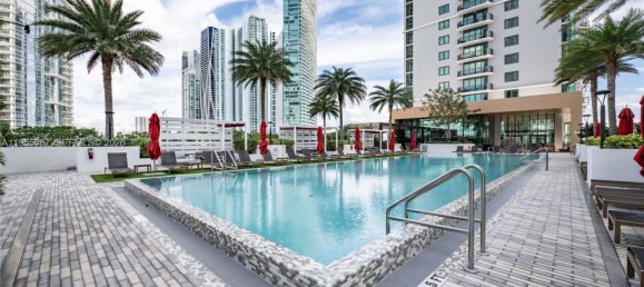 Apartamento T1 em Miami, EUA N.º 615106 16