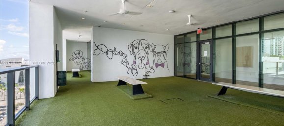 Apartamento T1 em Miami, EUA N.º 615106 18