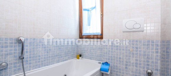 3 bedrooms Villa in Rome, Italy No. 264701 17