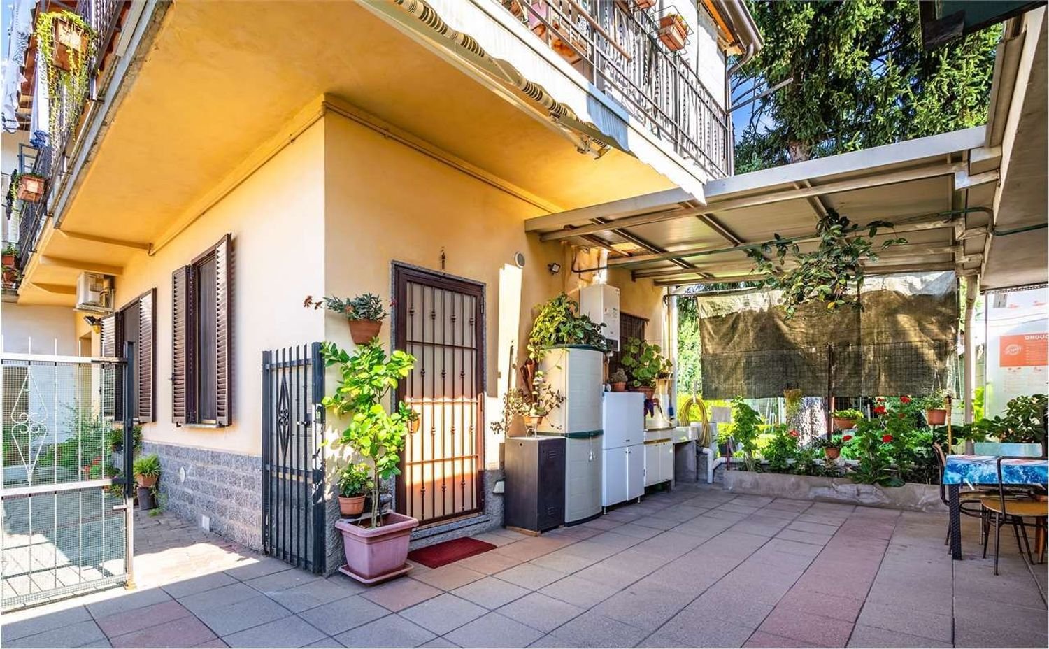 3-Zimmer Wohnung in Saronno, Italy, Nr. 263487