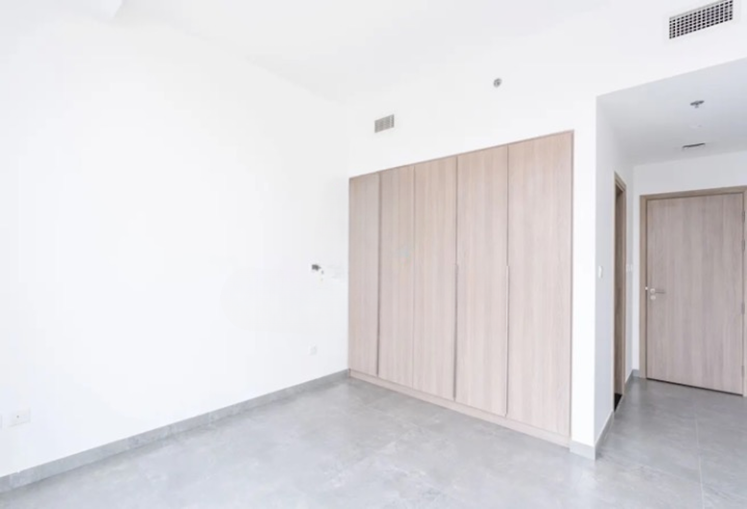 3 bedrooms Apartment in Dubai, UAE No. 21553