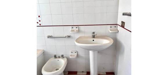 Квартира с 3 комнатами в Фикарацци, Италия № 46096 2