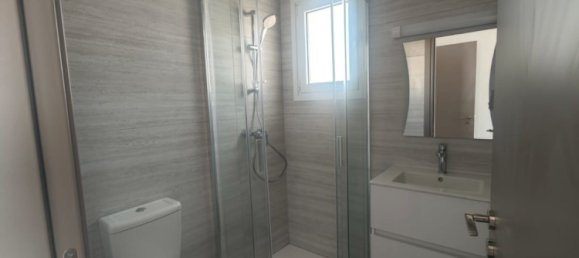 2 chambres appartement à vendre à Larnaka, Cyprus № 175747 5