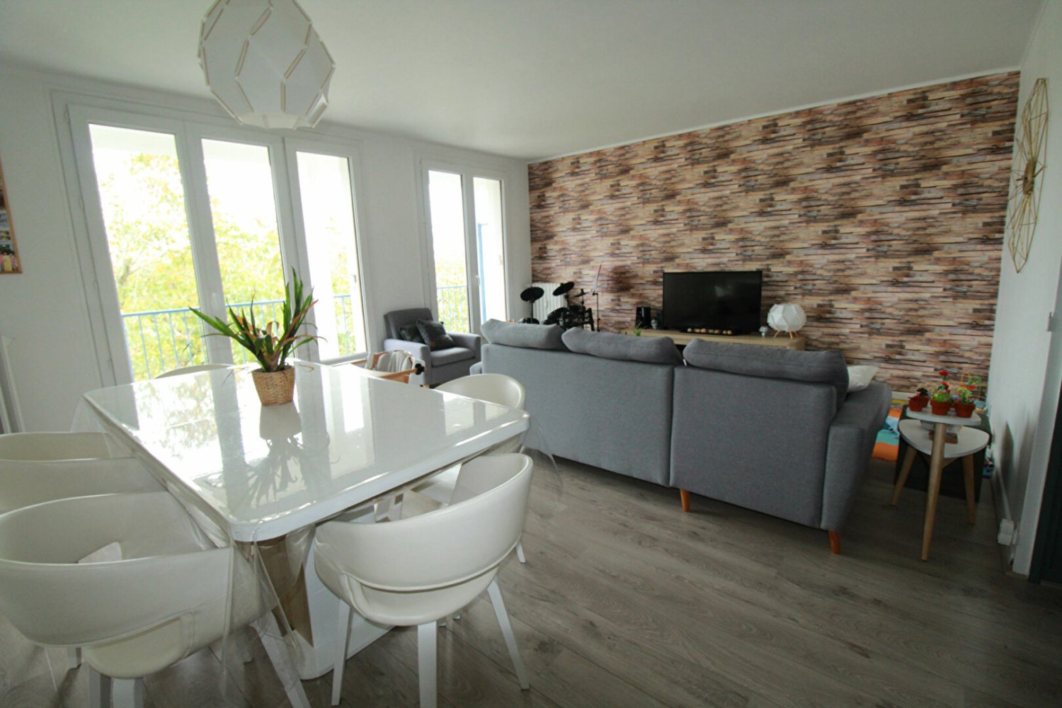 3 bedrooms Apartment in Chartres, France No. 154092