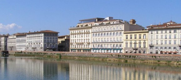 25m² Commercial property in Florence, Italy No. 39785 22