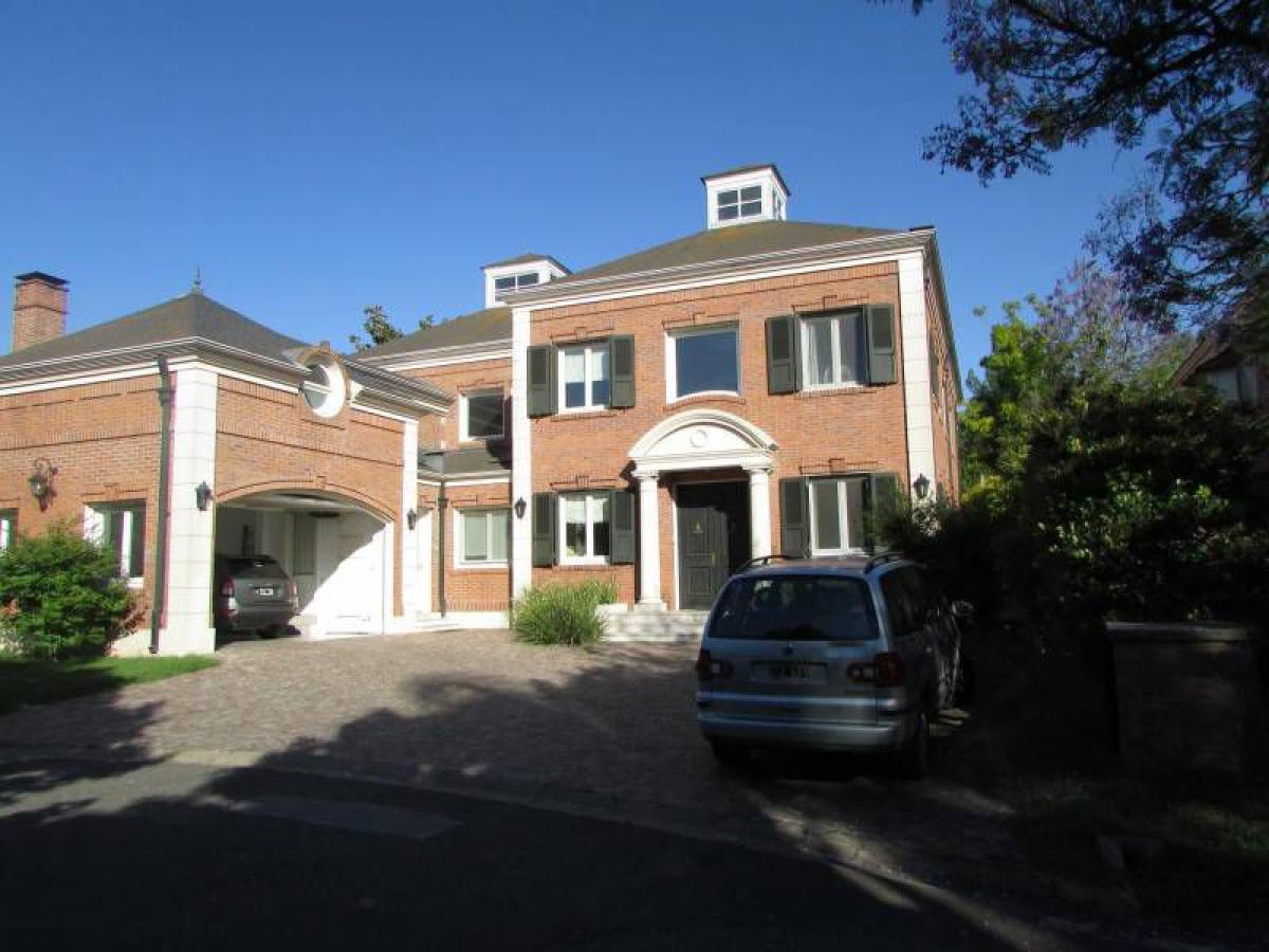 7 bedrooms House in San Isidro, Argentina No. 67513