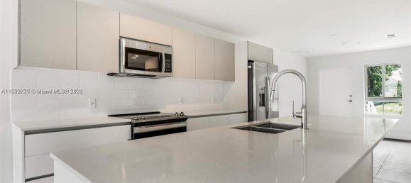 3 bedrooms Commercial property for sale in Miami, Miami-Dade, Florida, USA № 614460 5