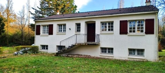 Villa de 4 dormitorios en Sainte-Flaive-des-Loups, France No. 106447 2