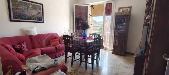 4 bedrooms Apartment in Reggio Emilia, Italy No. 347347 8